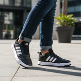 TENIS ADIDAS TENSAUR SPORT JOVEN JQ1860 SIMIPIEL NEGRO 20-25