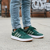 TENIS ADIDAS HOOPS CLASSIC COLLEGI JOVEN KI1069 SIM VD 20 25