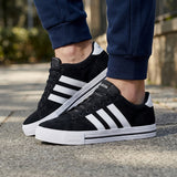 TENIS ADIDAS DAILY 4.0 HOMBRE IF4502 GAMUZA NEGRO