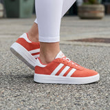 TENIS ADIDAS COURT SILK MUJER  IH2313 GAMUZA NARANJA