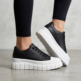 TENIS CASUALES TORRENTE MUJER TURCO50 SIMIPIEL NEGRO